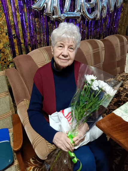 Поздравляем с 90-летием!. Поздравляем с 90-летием!.