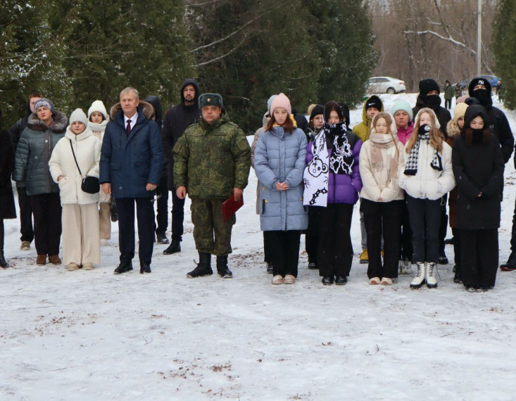 В память о неизвестных воинах. В память о неизвестных воинах.